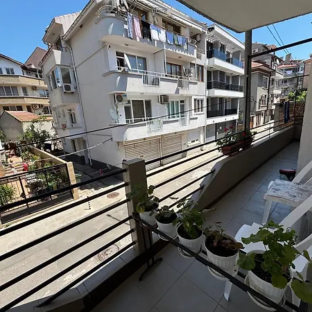 Guest house Dom Lidiya Pomorie